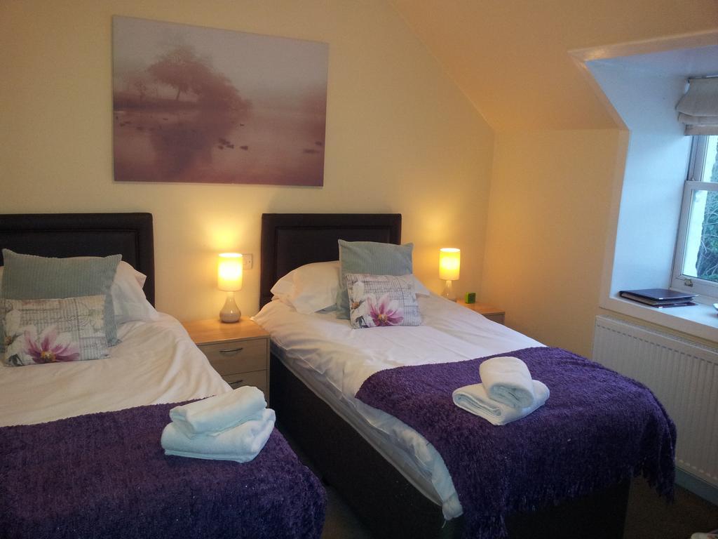 The Bridge Of Lochay Hotel Killin Habitación foto